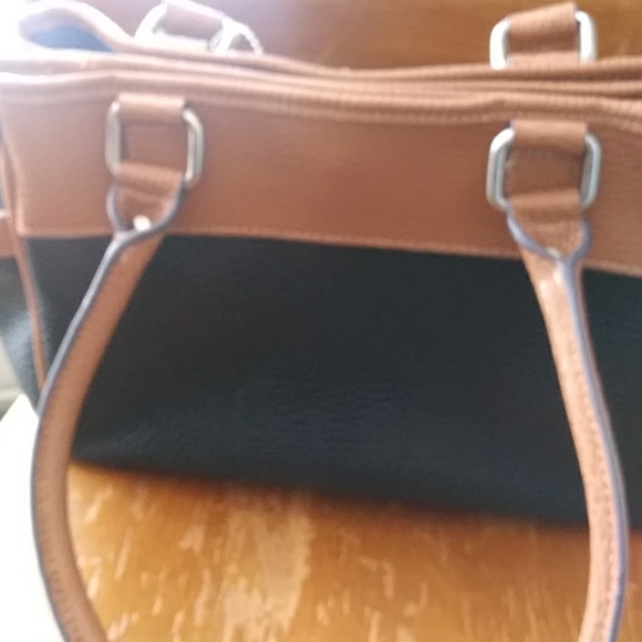 Handbag - Picture 5 of 7